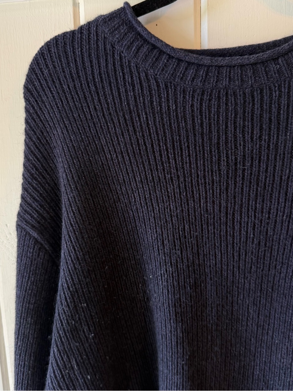 Vintage Women’s Eddie Bauer Navy Ribbed Crewneck Sweater, Size XL - Picture 2 of 8